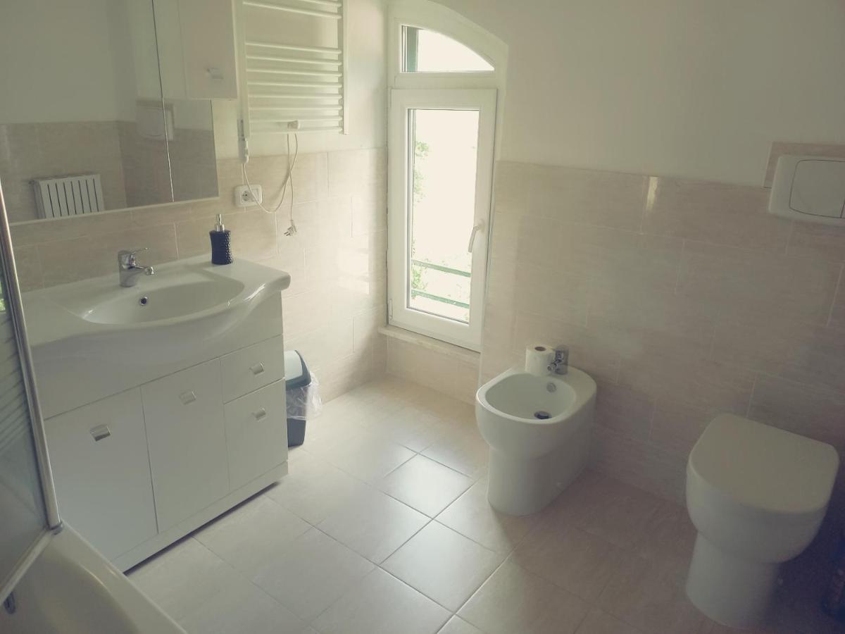 Hotel Casa Eraldo Castellaccia Zewnętrze zdjęcie